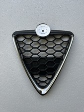 Griglia Scudo Cuore Alfa  Giulietta My 2016 Restyling Satinato Nido D’Ape