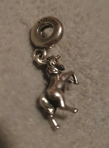 Charm unicorno pandora
