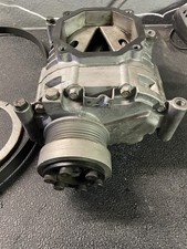 Compressore Mercedes M111 230K 75mm Ruota di carico Stella Garage 