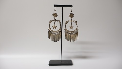 Ancienne paire boucles - de,