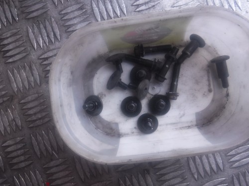 Bulloni copricamma suzuki - bulloni,