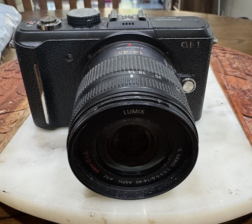 Panasonic lumix gf1 - ,
