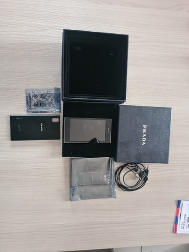 Prada 940 smartphone - lg,