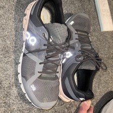 Scarpe corsa cloud - on, flow