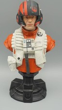 Busto pilota Poe Dameron