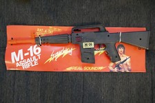 Pistola giocattolo Rambo M16