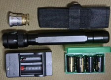 SET Torcia Led UltraFire 900