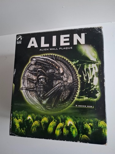 Palisades alien xenomorph wall - xenomorph,