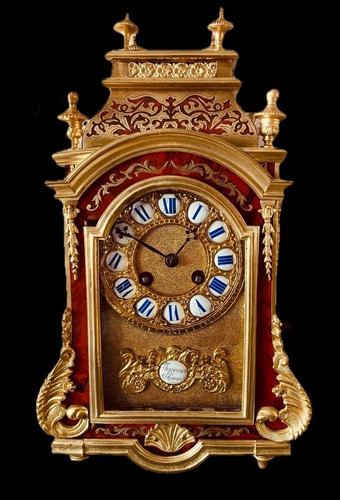 Antico orologio cartello