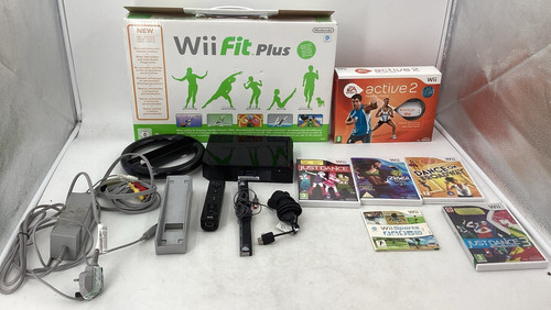 Nintendo wii fit - nintendo,