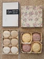 2 SET SAPONE OSPITI DECORATIVO