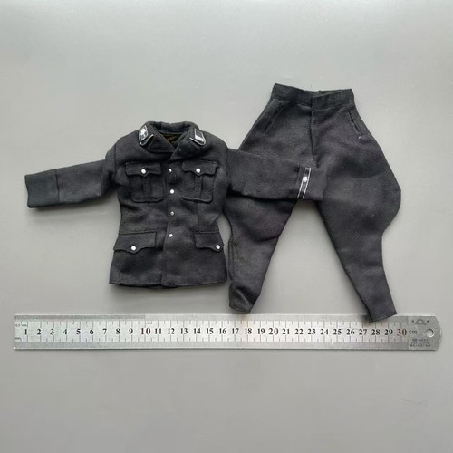 Modellino uniforme nera