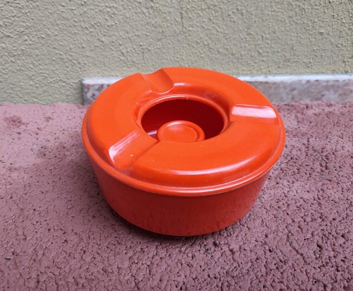Portacenere arancione vintage