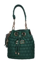 HIVE BUCKET buckets LA CARRIE