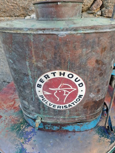 Ancien pulvérisateur berthoud - pulvérisateur,