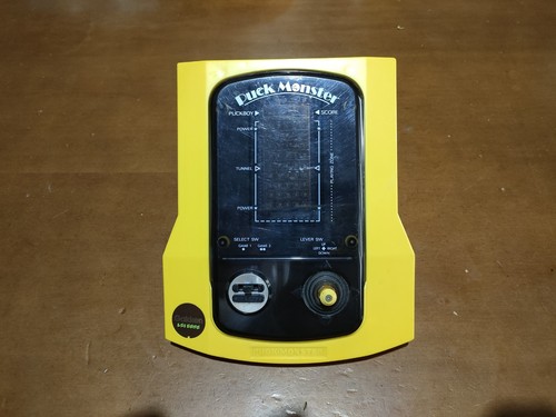 Gakken lcd game puck monster - game,