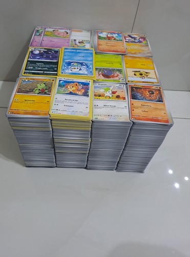 Lotto 100 carte pokémon - lotto, di