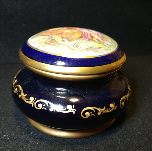Limoges trinket box vanity jar - trinket,