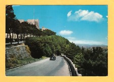 Campobasso Castello Medioevale e Mercedes W111 220 SE Codine (?) viaggiata