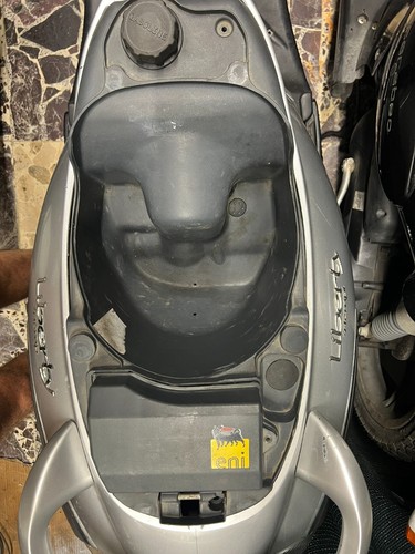 Vano sottosella piaggio - vano,