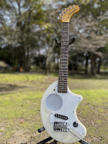 Mini chitarra elettrica - chitarra,