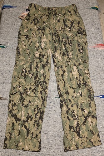 Pantaloni navy nuovi con - us,