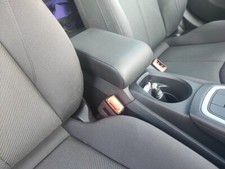 Bracciolo centrale bracciolo