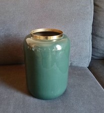 Vaso verde con bordo oro
