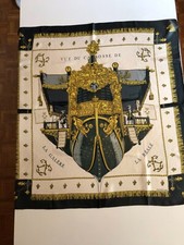 LA REALE - VUE DU CARROSSE DE LA GALÈRE HERMES SCARF BY HUGO GRYGKAR 90 CM SILK