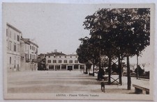 Cartolina Arona piazza Vittorio Veneto caffè animata Novara  paesaggistica T14