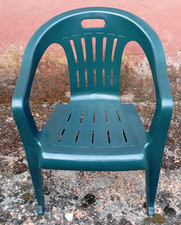 Sedia da giardino verde