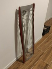 5 Colonne Porta DVD da parete/terra. Colore metallizzato con contorno marrone. 