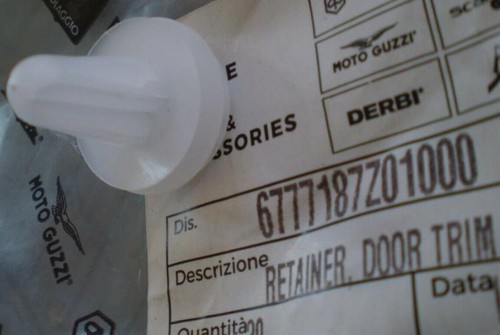 Vite plastica fissaggio - (sf15)vite,