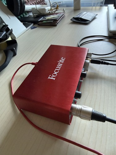 Scheda audio focusrite - -,