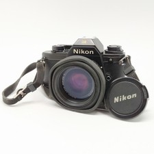 Macchina fotografica Nikon EM