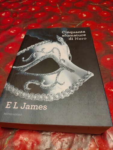 Cinquanta sfumature - , di