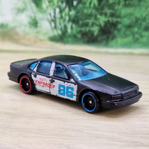 Hot wheels chevy - hot, '96