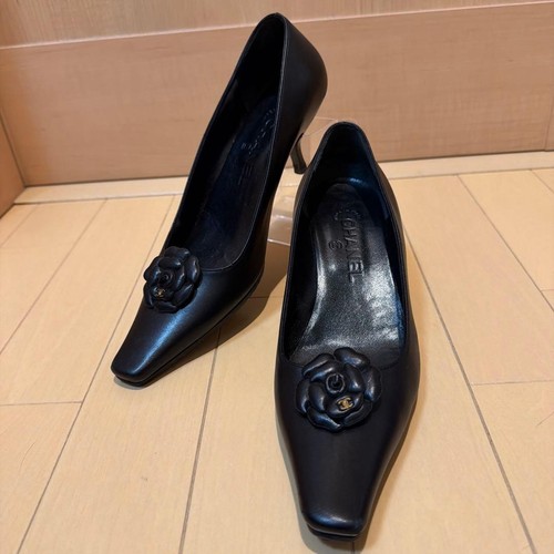 Chanel decolte camelia tacco - chanel,