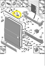 LAT. DOOR ROLLER GUIDE RIGHT