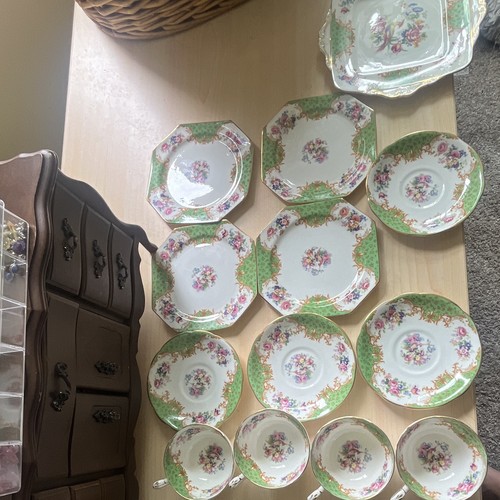 Royal albert bone china - albert, floral
