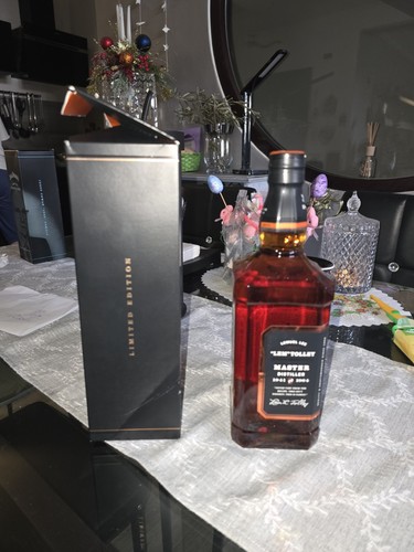Jack daniel master distiller - jack,