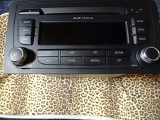 8P0057152F AUDIO SYSTEM / RADIO CD  7640275380  8P0035152F  16808524 AUDI A3 A4