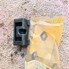 1x ORIGINALE 7700758183 TASSELLO TAMPONE RADIATORE RENAULT SUPER 5 R9 R11