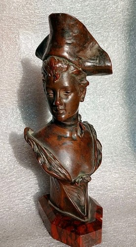 Busto bronzo giovane donna - giovane, donna"