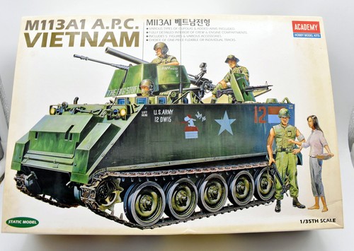 Modellino model kit montaggio