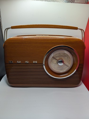 Bush tr82 radio wood - bush,