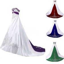Abiti da sposa in raso con