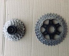 Pignone e cassetta Shimano per CS-M771-10