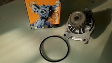 POMPA ACQUA VW Transporter T4 VW LT 28-35 Crafter Audi 100 A6 Volvo 850 s70