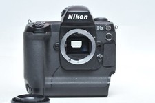 Nikon D1X 5,3 megapixel